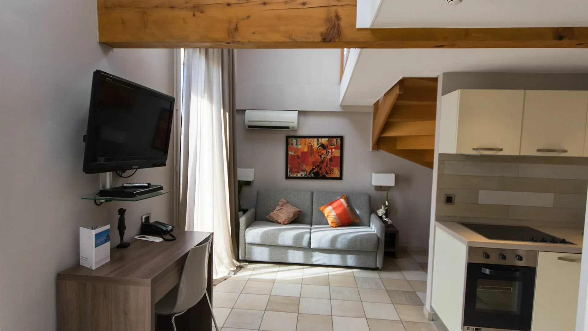 Hotel Villa D'Elsa Juan-les-Pins 3*,  France