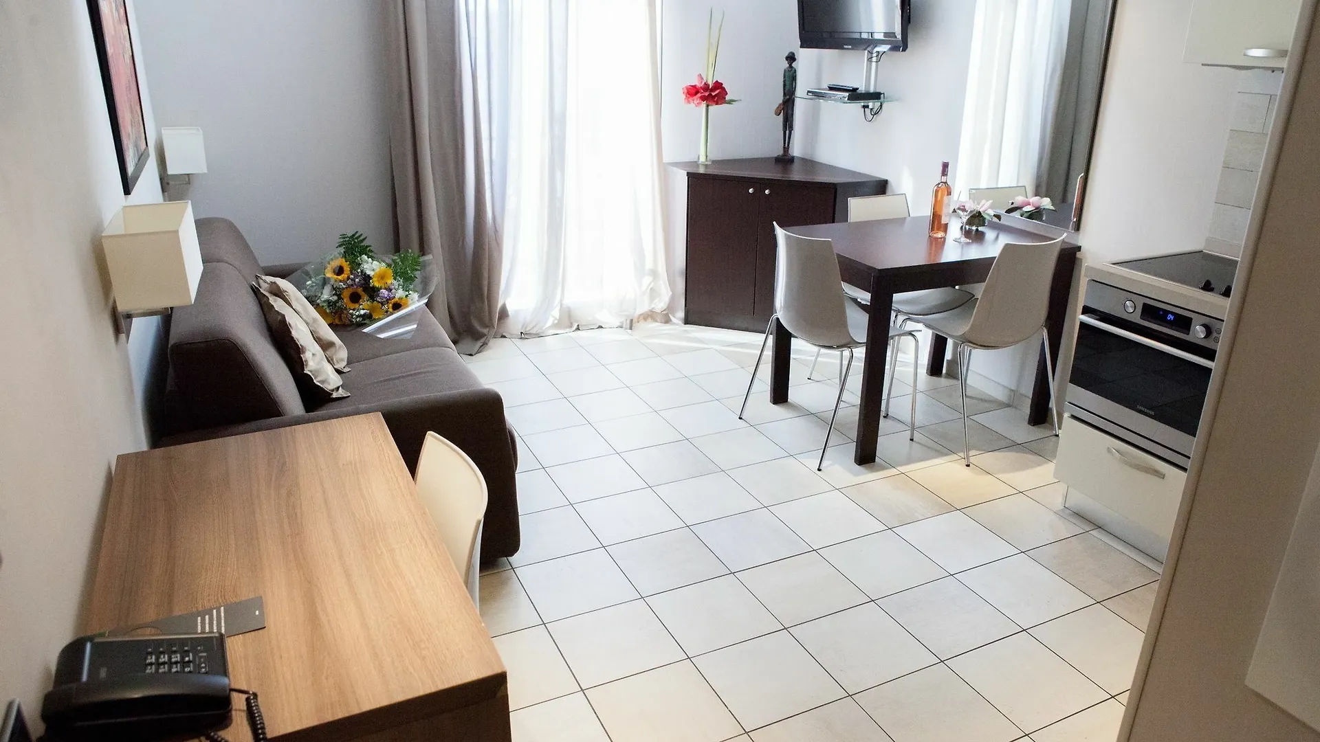 Hotel Villa D'Elsa Juan-les-Pins 3*,